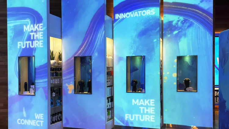 AT&T Flagship Retail