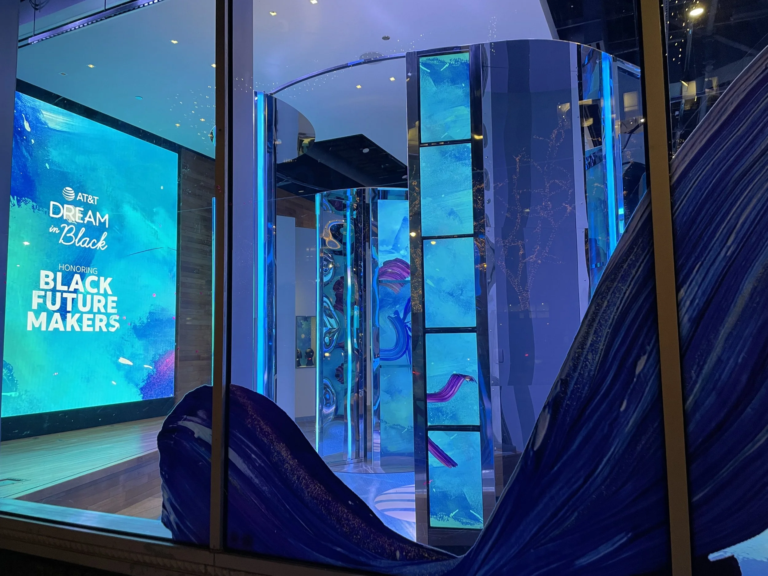 AT&T Flagship Retail